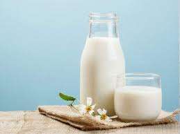 download 33 Nutritional Facts, Information & Health Benefits of Milk